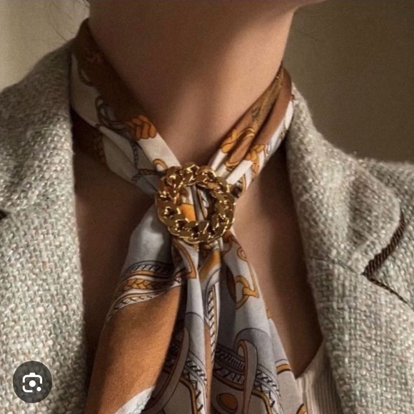 VTG Gold Concentric Circle Brooch - Picture 11 of 16